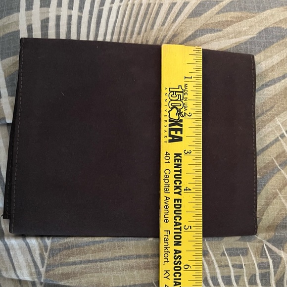 John Hardy Dark Brown Leather Wallet - Picture 3 of 5